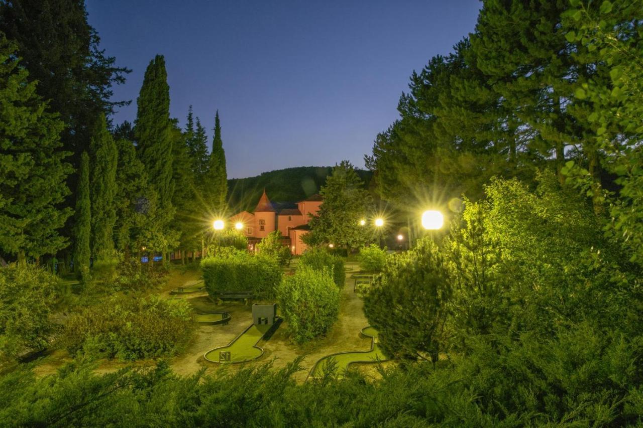 Chateau De Collonges Saint-Donat-sur-lʼHerbasse Esterno foto